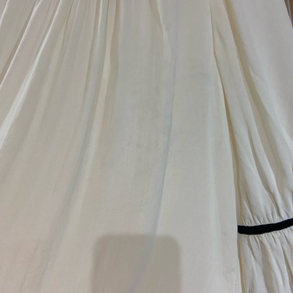 Ann Taylor Tops. Size- M - Picture 13 of 14